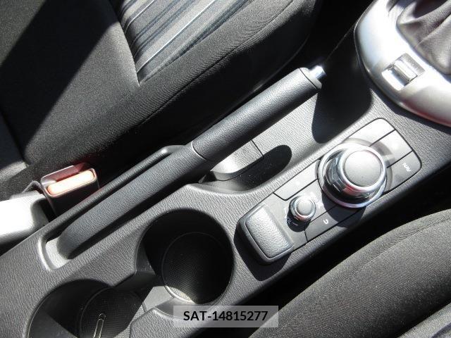 Mazda MAZDA2 2020-09 276395-21