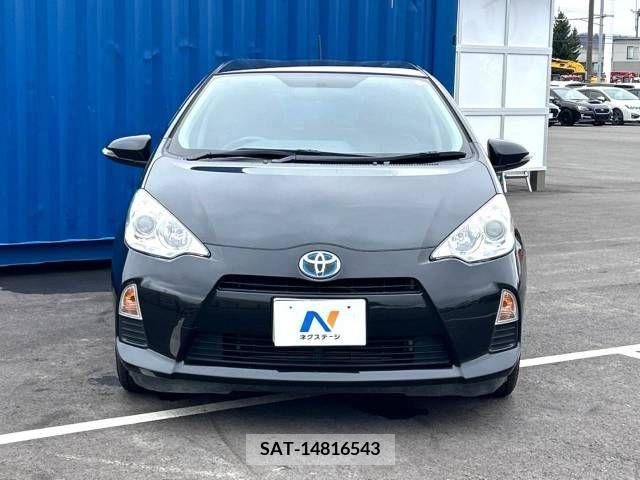 Toyota AQUA 2014-07 262015-14