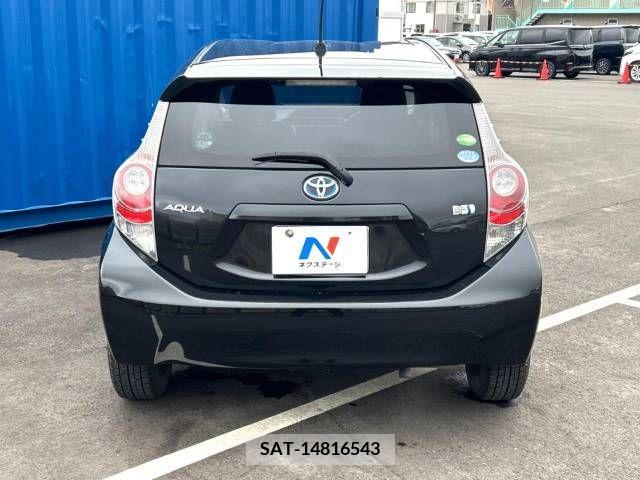 Toyota AQUA 2014-07 262015-15