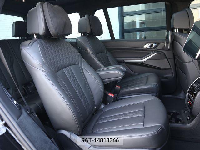 Bmw X7 2019-08 377375-10