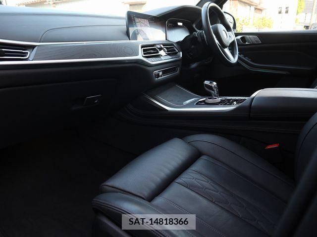 Bmw X7 2019-08 377375-17