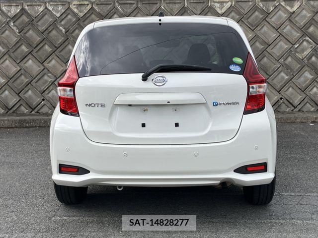 Nissan NOTE 2018-07 279822-5