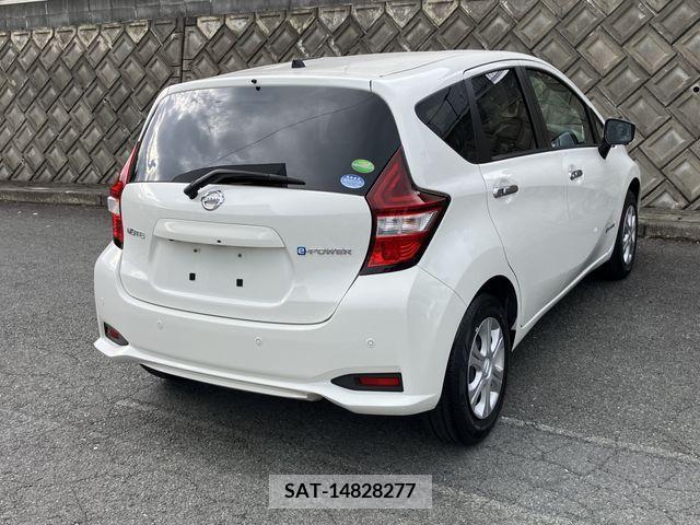 Nissan NOTE 2018-07 279822-6