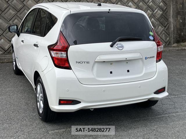 Nissan NOTE 2018-07 279822-7