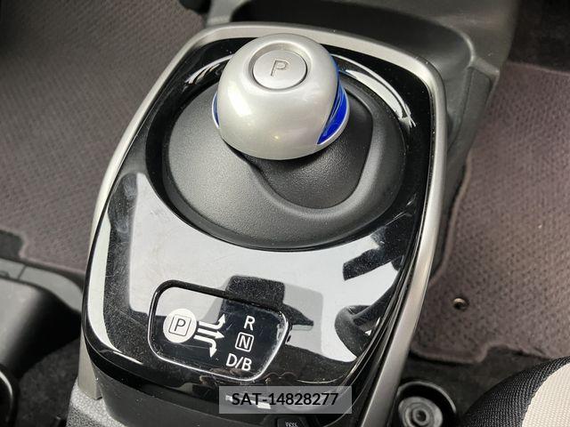 Nissan NOTE 2018-07 279822-15