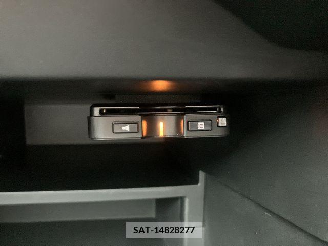 Nissan NOTE 2018-07 279822-17