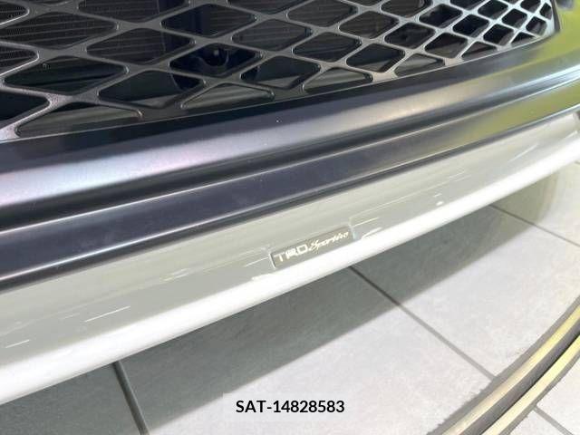 Toyota C-HR 2018-05 375582-2