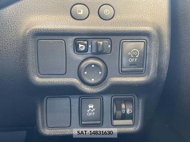 Nissan NOTE 2013-08 346856-27