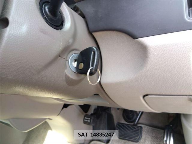 Suzuki EVERY 2011-09 268936-12
