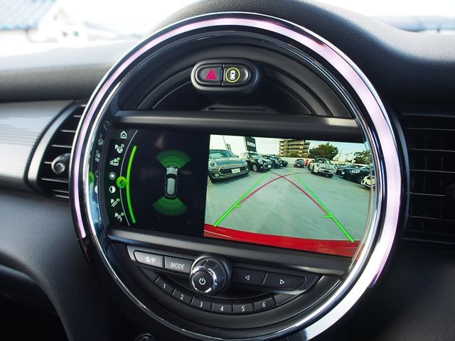 Bmw MINI 2018-07 9805-7