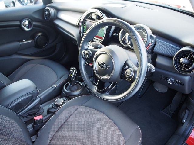 Bmw MINI 2018-07 9805-3
