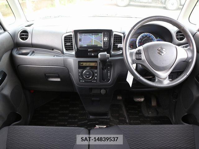 Suzuki SPACIA 2014-03 285756-5