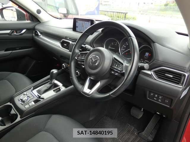 Mazda CX-5 2017-01 381550-9