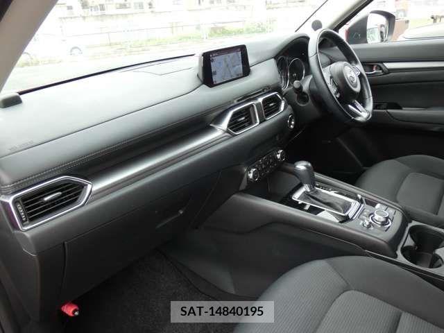 Mazda CX-5 2017-01 381550-8