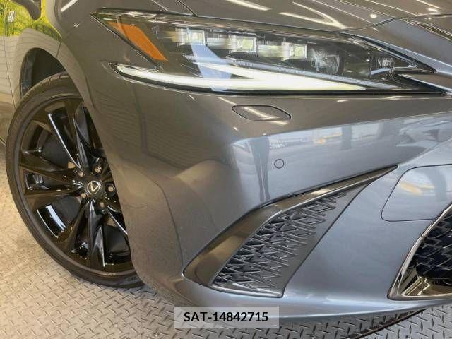 Lexus ES 2022-08 387968-12