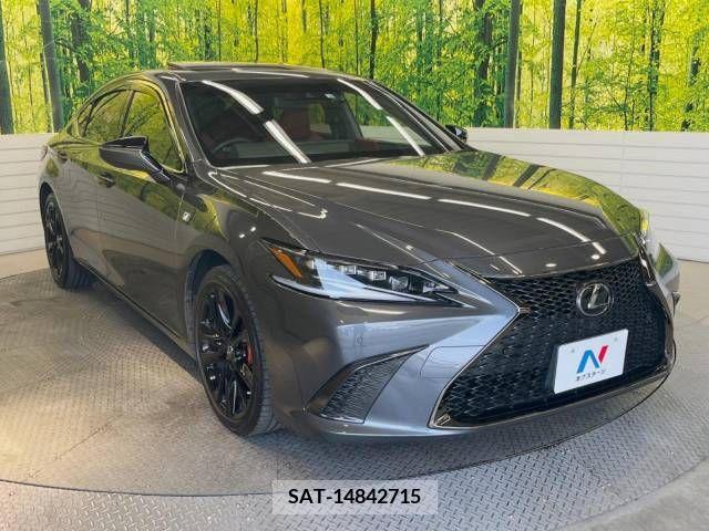 Lexus ES 2022-08 387968-16