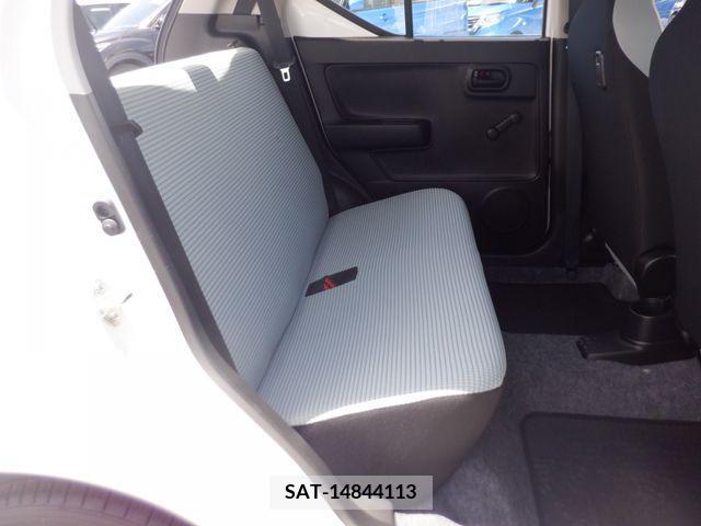 Suzuki ALTO 2017-02 327458-13