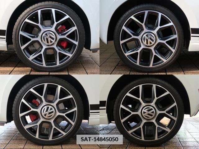 VolksWagen UP! 2018-06 370852-5