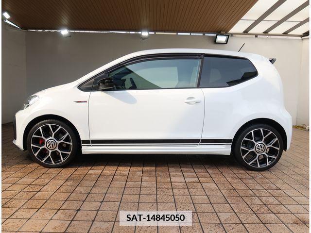 VolksWagen UP! 2018-06 370852-7