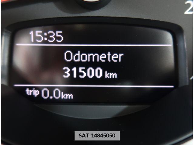 VolksWagen UP! 2018-06 370852-23