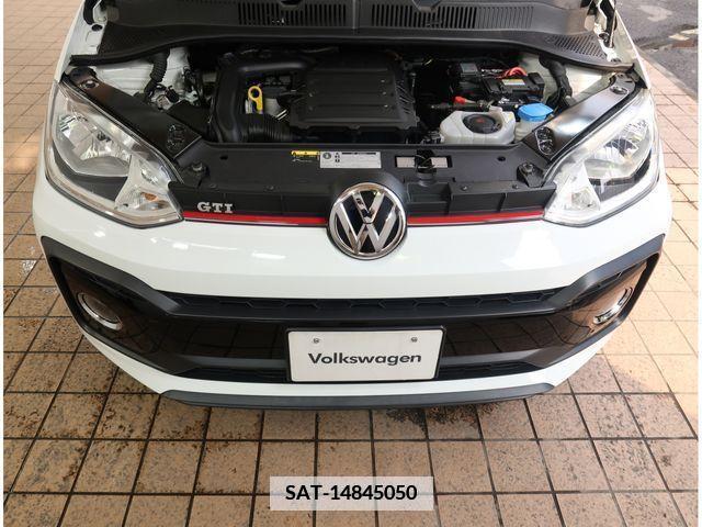 VolksWagen UP! 2018-06 370852-15