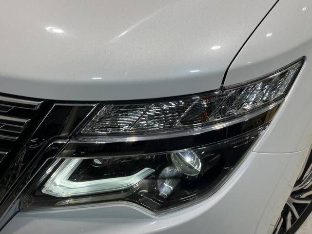 Nissan ELGRAND 2020-10 15108-12
