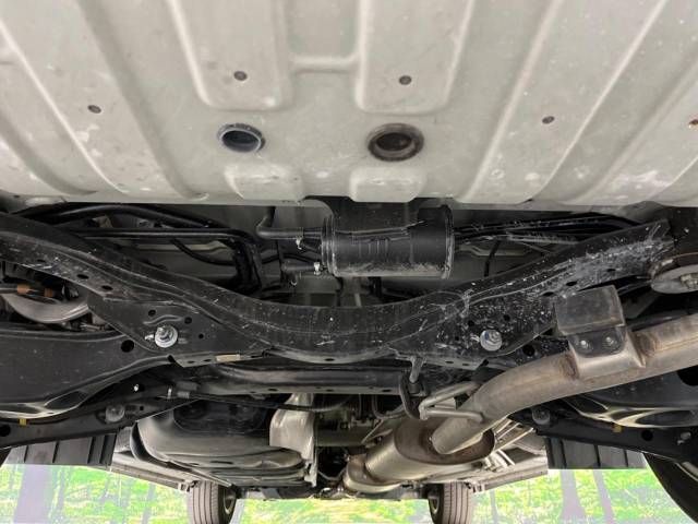 Nissan ELGRAND 2020-10 15108-19
