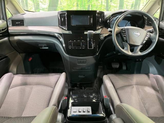 Nissan ELGRAND 2020-10 15108-1