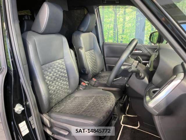 Toyota VOXY 2023-03 370427-9