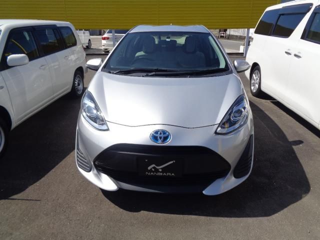 Toyota AQUA 2017-12 6601-1