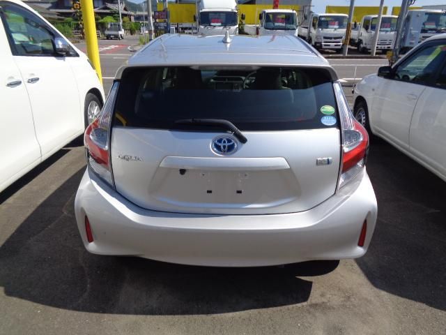Toyota AQUA 2017-12 6601-4