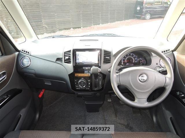 Nissan ROOX 2010-02 324218-19