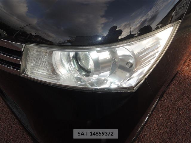 Nissan ROOX 2010-02 324218-5