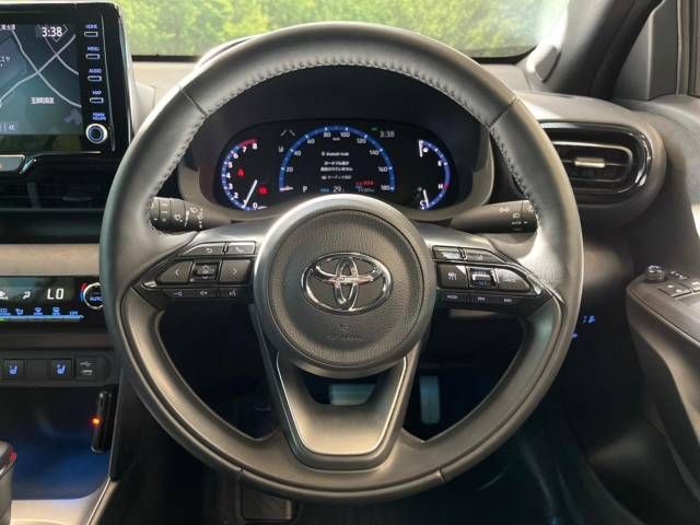 Toyota YARIS CROSS 2023-01 12637-12