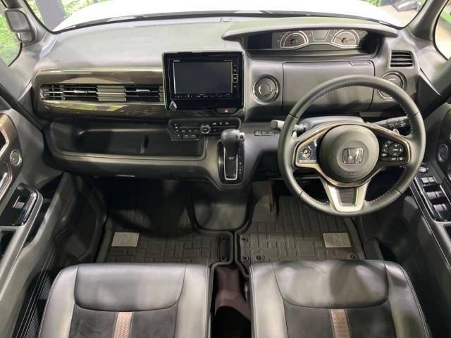 Honda N BOX CUSTOM 2019-08 28929-1