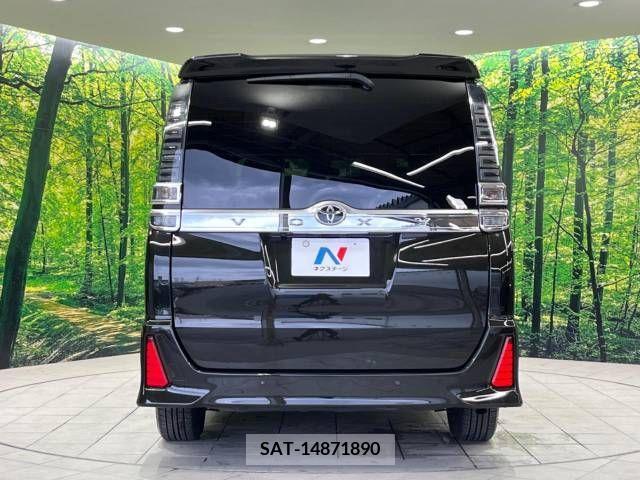 Toyota VOXY 2019-07 332185-16