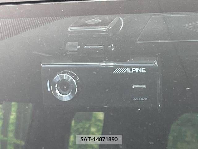 Toyota VOXY 2019-07 332185-6
