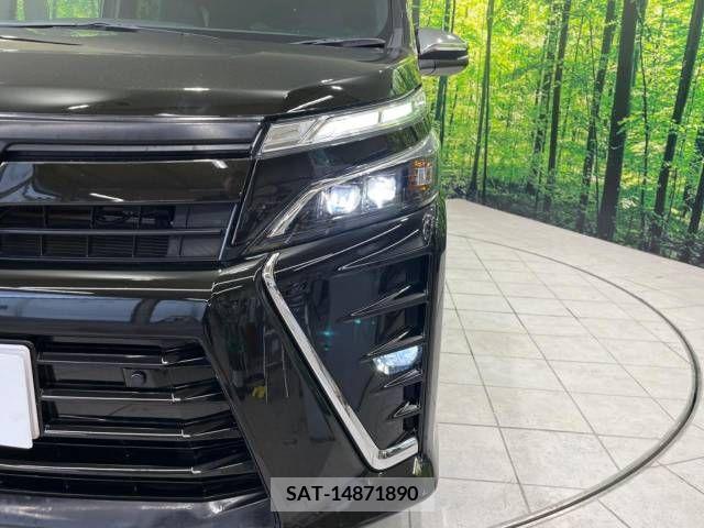 Toyota VOXY 2019-07 332185-13