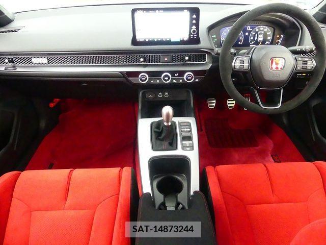 Honda CIVIC 2024-01 223032-2