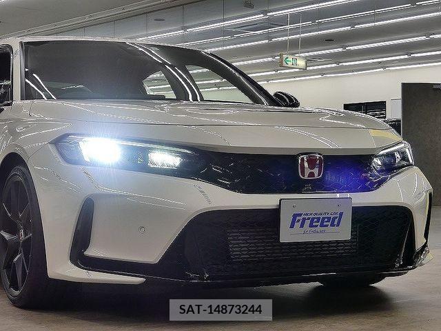 Honda CIVIC 2024-01 223032-8