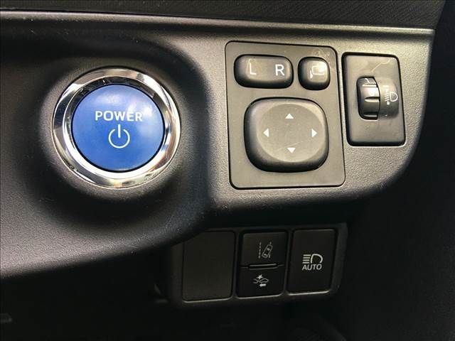 Toyota AQUA 2018-11 10138-10