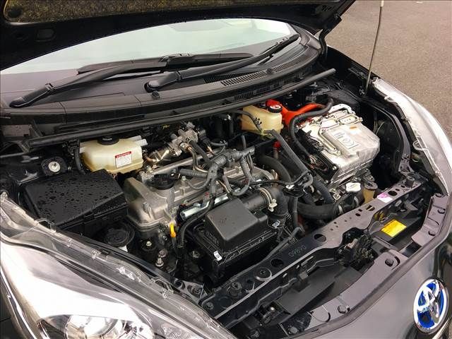 Toyota AQUA 2018-11 10138-13
