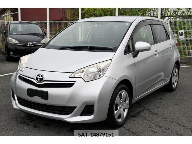 Toyota RACTIS 2011-01 282606-3