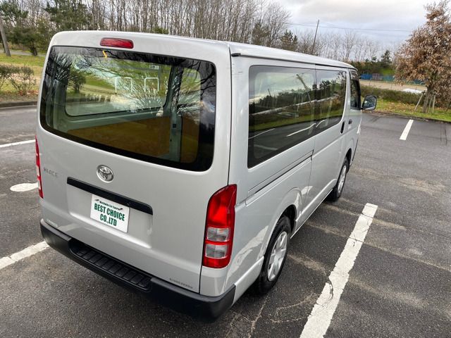 Toyota HIACE VAN 2011-12 187661-15