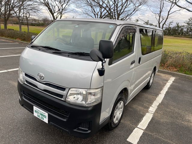 Toyota HIACE VAN 2011-12 187661-14