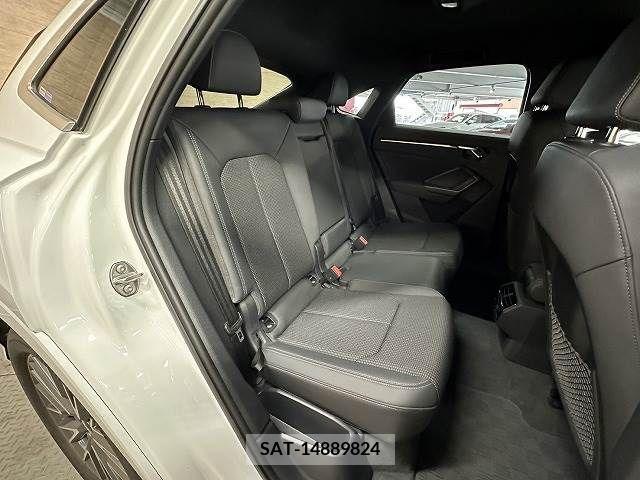 Audi Q3 2021-03 261321-8