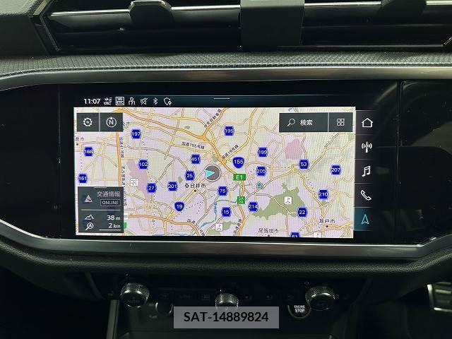 Audi Q3 2021-03 261321-2