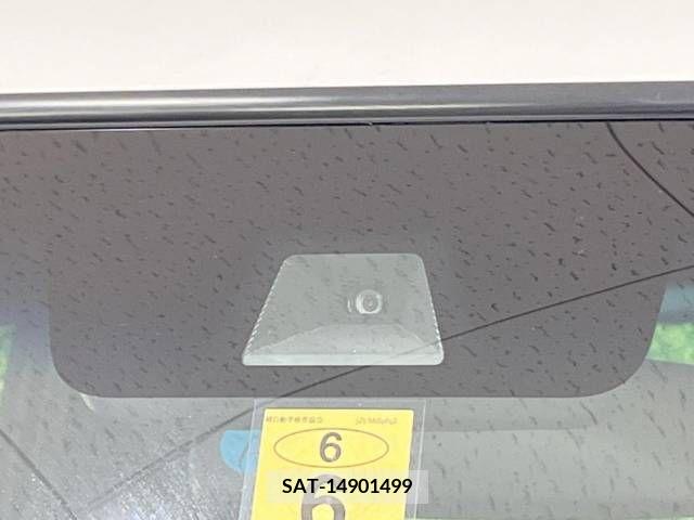 Honda N BOX 2021-06 214705-2