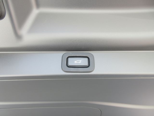 ROVER RANGE ROVER 2023-03 15955-16
