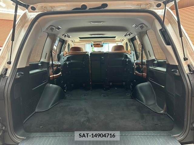 Lexus LX 2018-10 275571-12
